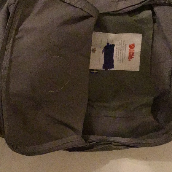 FJALLRAVEN KANKEN gray backpack - Picture 3 of 5